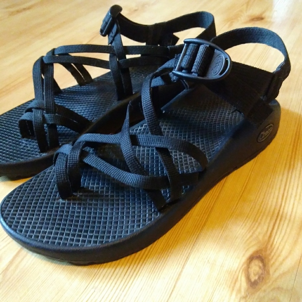 Chaco sandals size 10 black double strap
